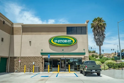 U-Stor-It Lincoln Park storage facility exterior view